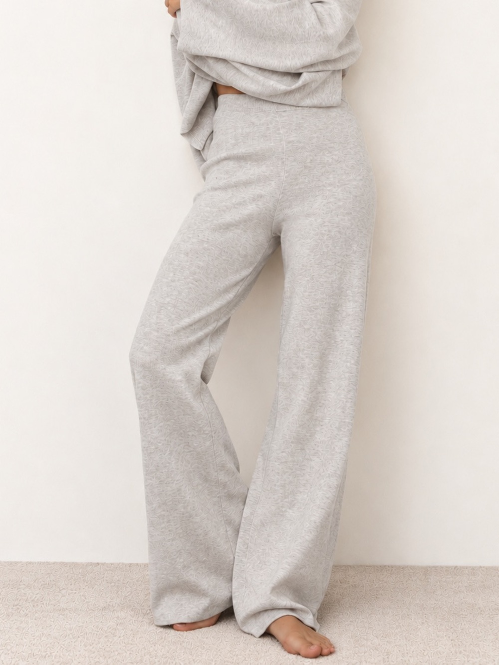 H&M Women’s Light Beige Melange Straight-Leg Fine Knit Pants / Neutral tone